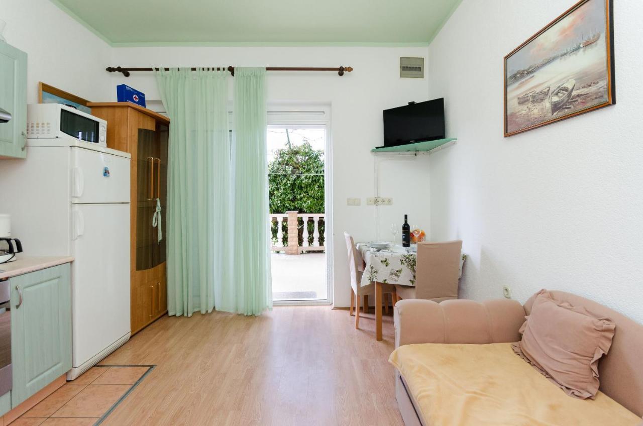 Apartments Mijatovic Lopar Zewnętrze zdjęcie