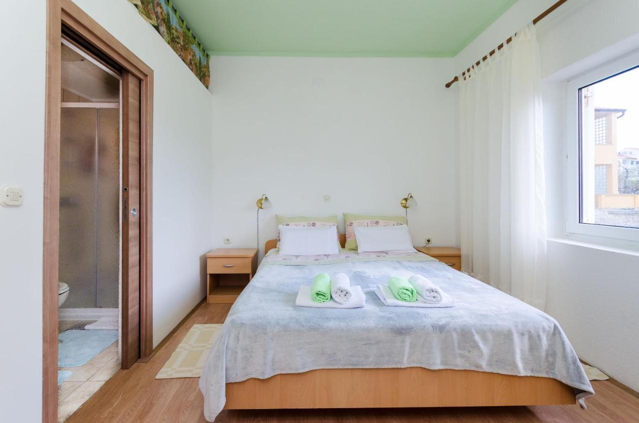Apartments Mijatovic Lopar Zewnętrze zdjęcie