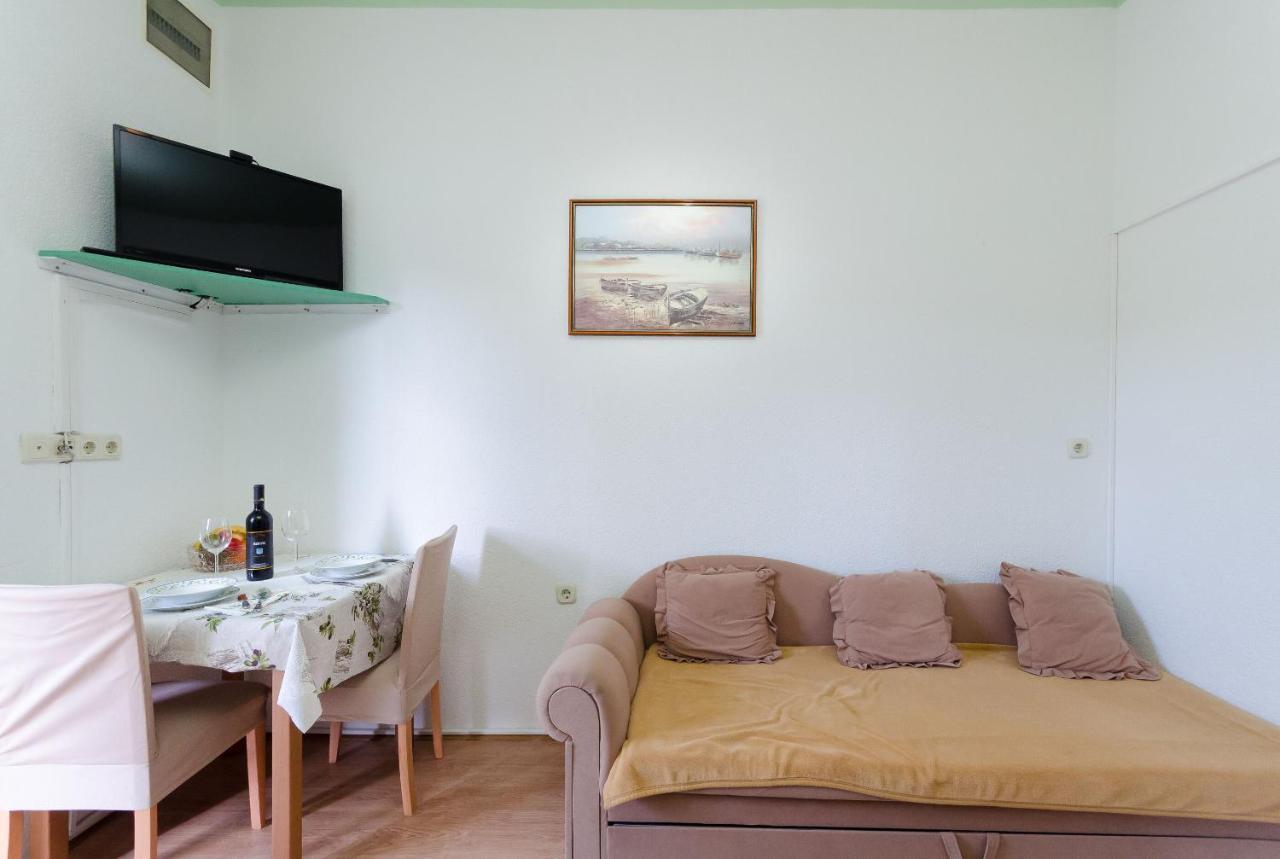 Apartments Mijatovic Lopar Zewnętrze zdjęcie