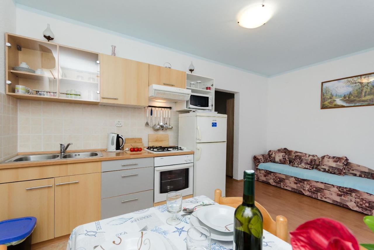 Apartments Mijatovic Lopar Zewnętrze zdjęcie